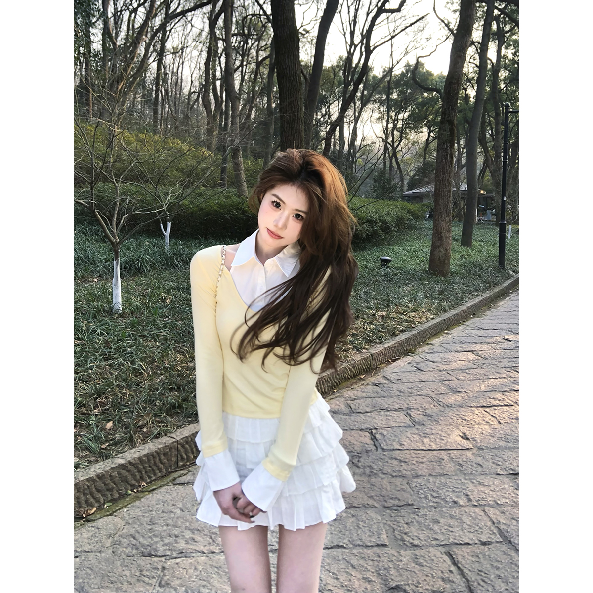 麻吉麻吉mochi【曼切斯特】奶黄假两件上衣蛋糕半裙长袖时尚两件套