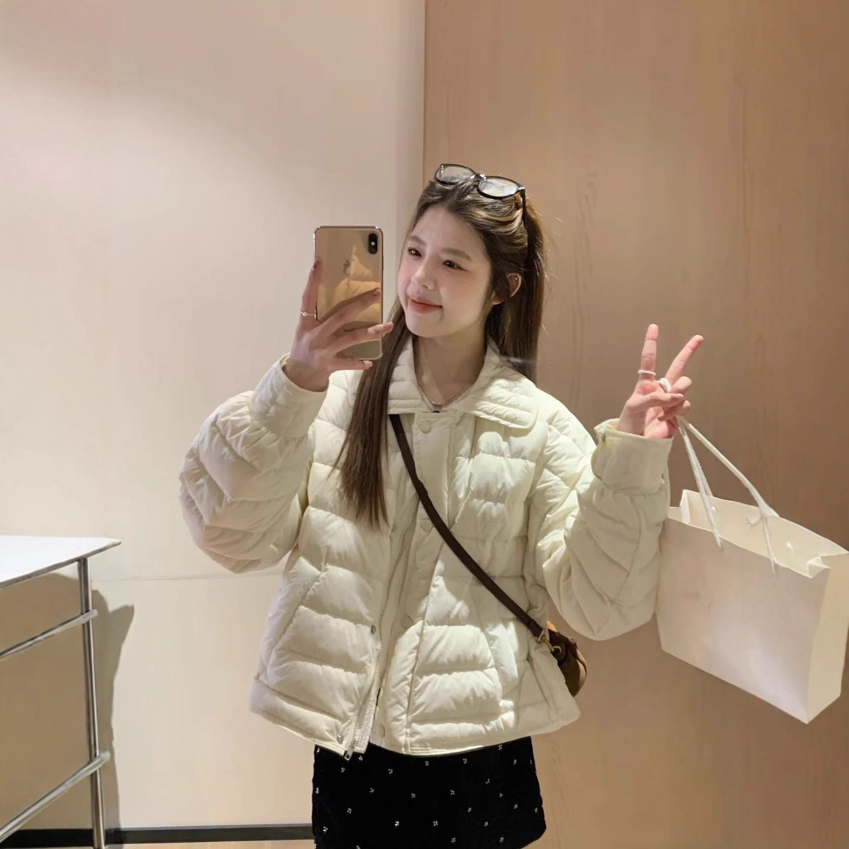 轻薄羽绒服女款2025冬新款小个子冬季短款超好看今年流行爆款外套