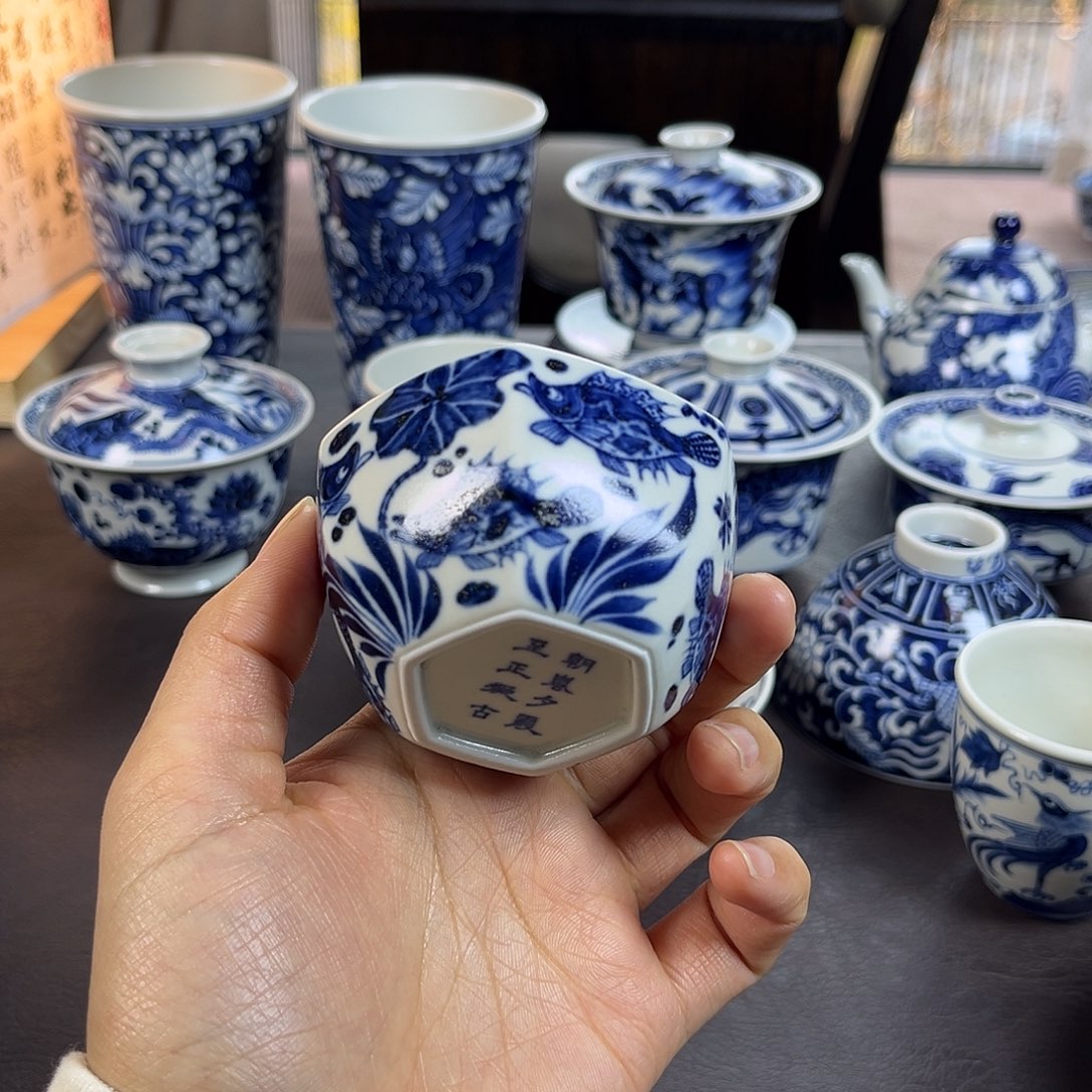 春****朝岚夕霞仿至正元青花原矿釉烧制全手绘主人杯