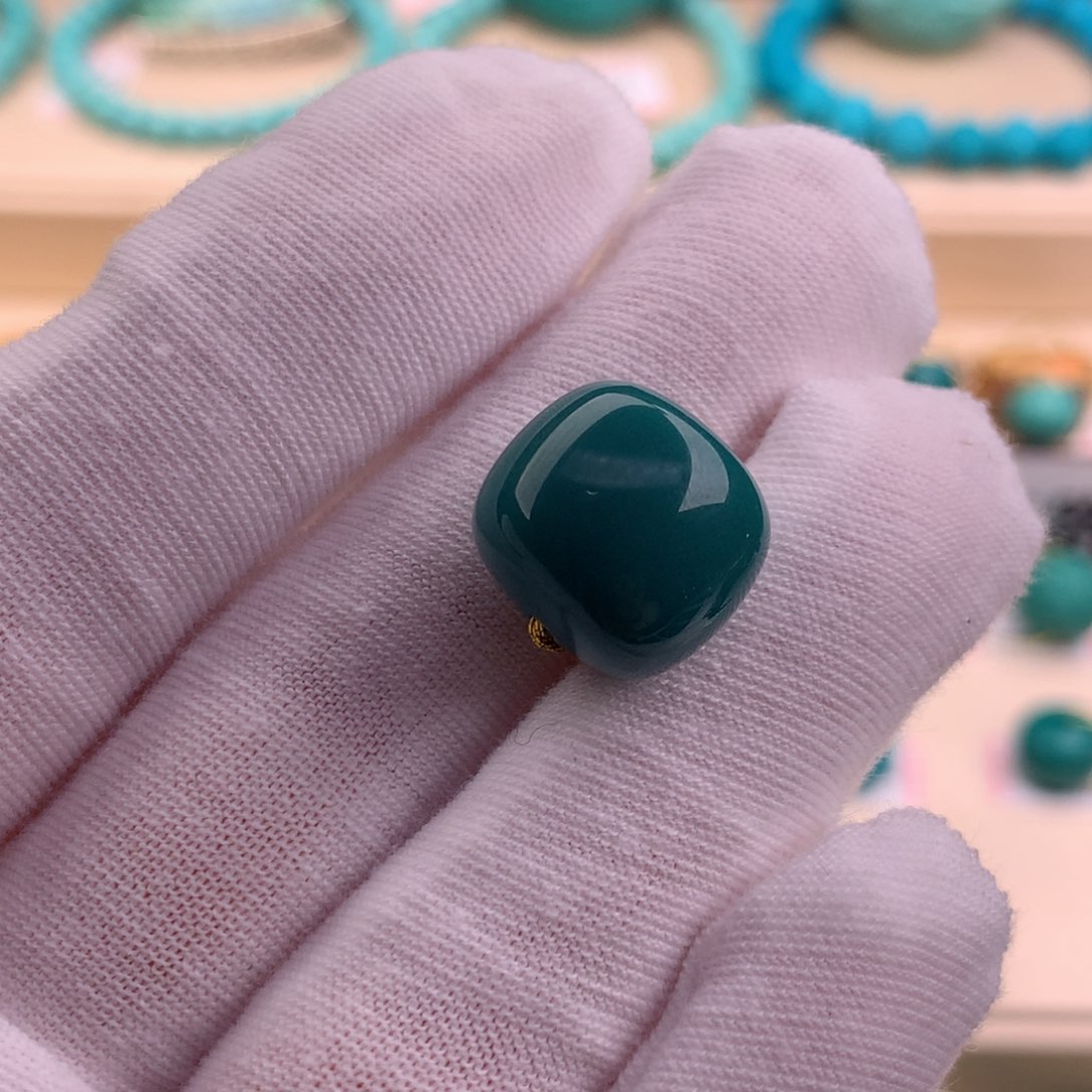 绿松石珠宝奇石未镶嵌14.5×12.9