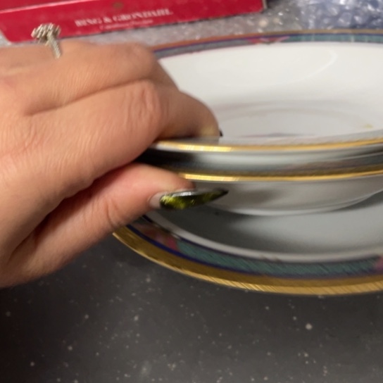 红***兔金葡萄瓷器欢迎您