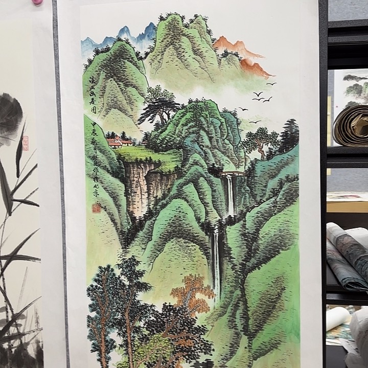 国画花鸟的翅膀和翅膀是白色