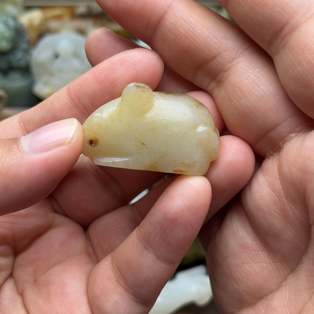 和田玉颈饰未镶嵌