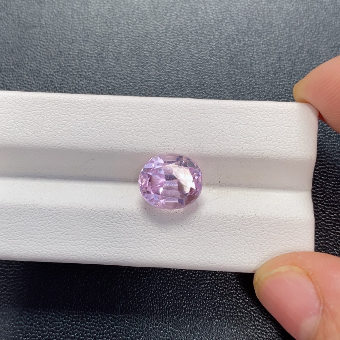 锂辉石裸石未镶嵌小**?6.16紫锂辉