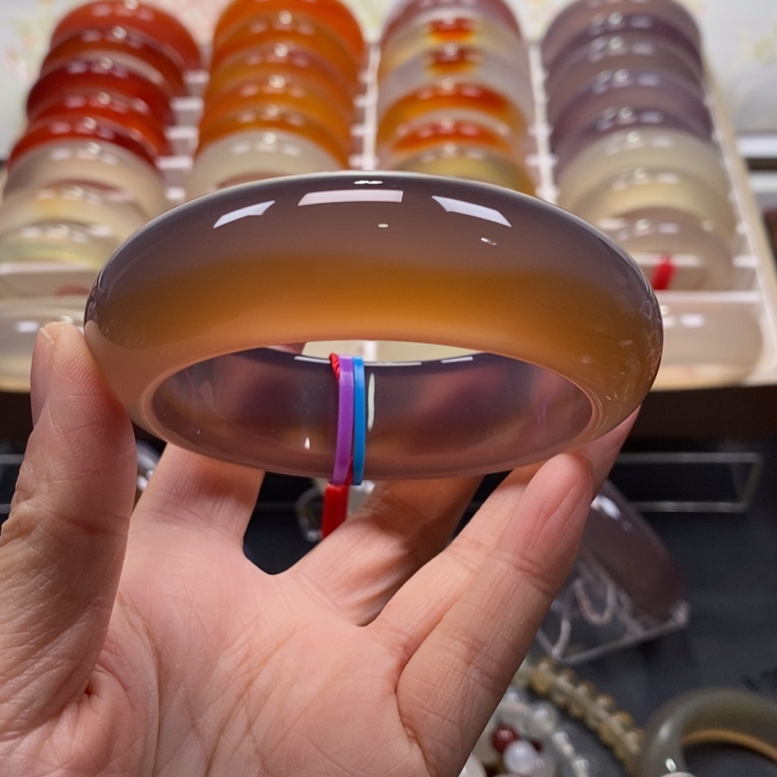 玛瑙/玉髓未镶嵌手镯63