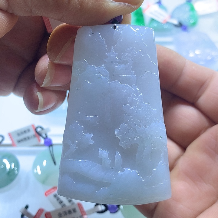 翡翠未镶嵌颈饰天然翡翠吊坠A货