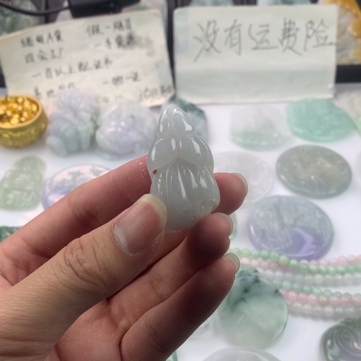 翡翠颈饰未镶嵌－