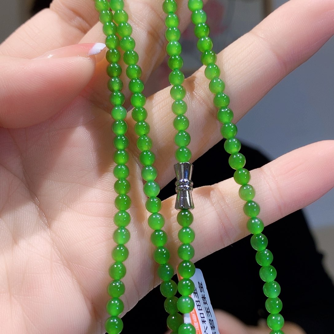 和田玉（碧玉）颈饰未镶嵌