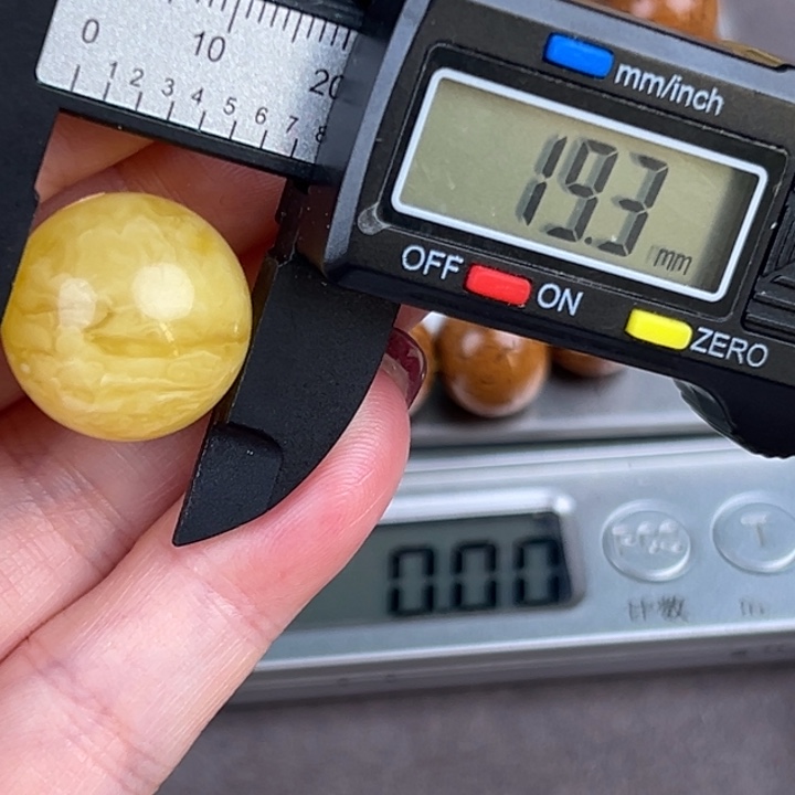 琥珀裸石未镶嵌全品1360