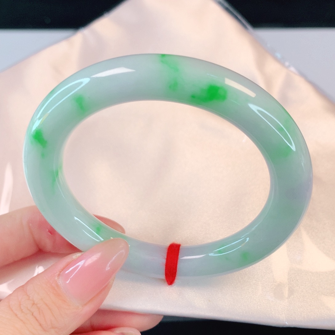 翡翠手镯未镶嵌5126翡翠