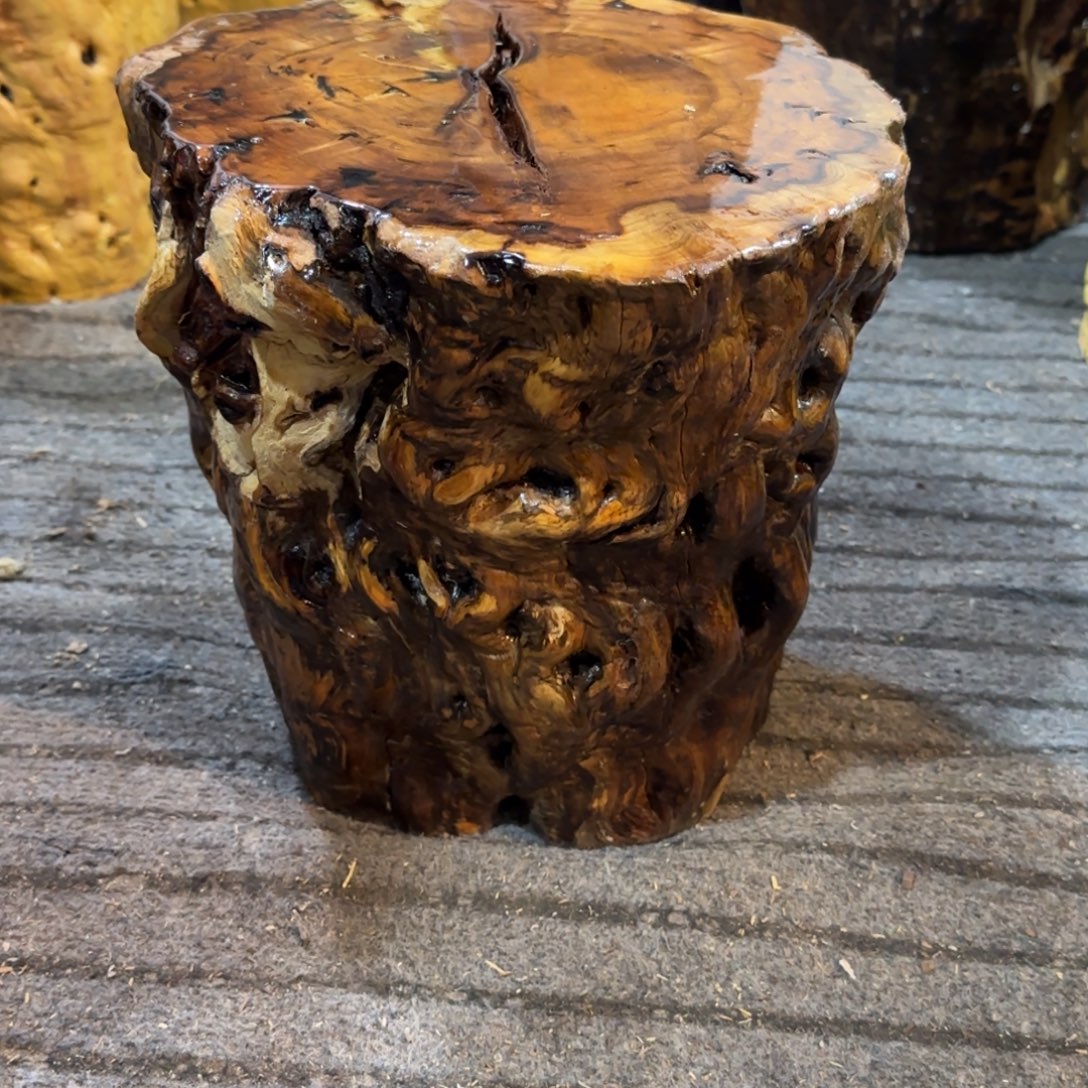 梓***宝龙纹鸡心枣木手工艺品 