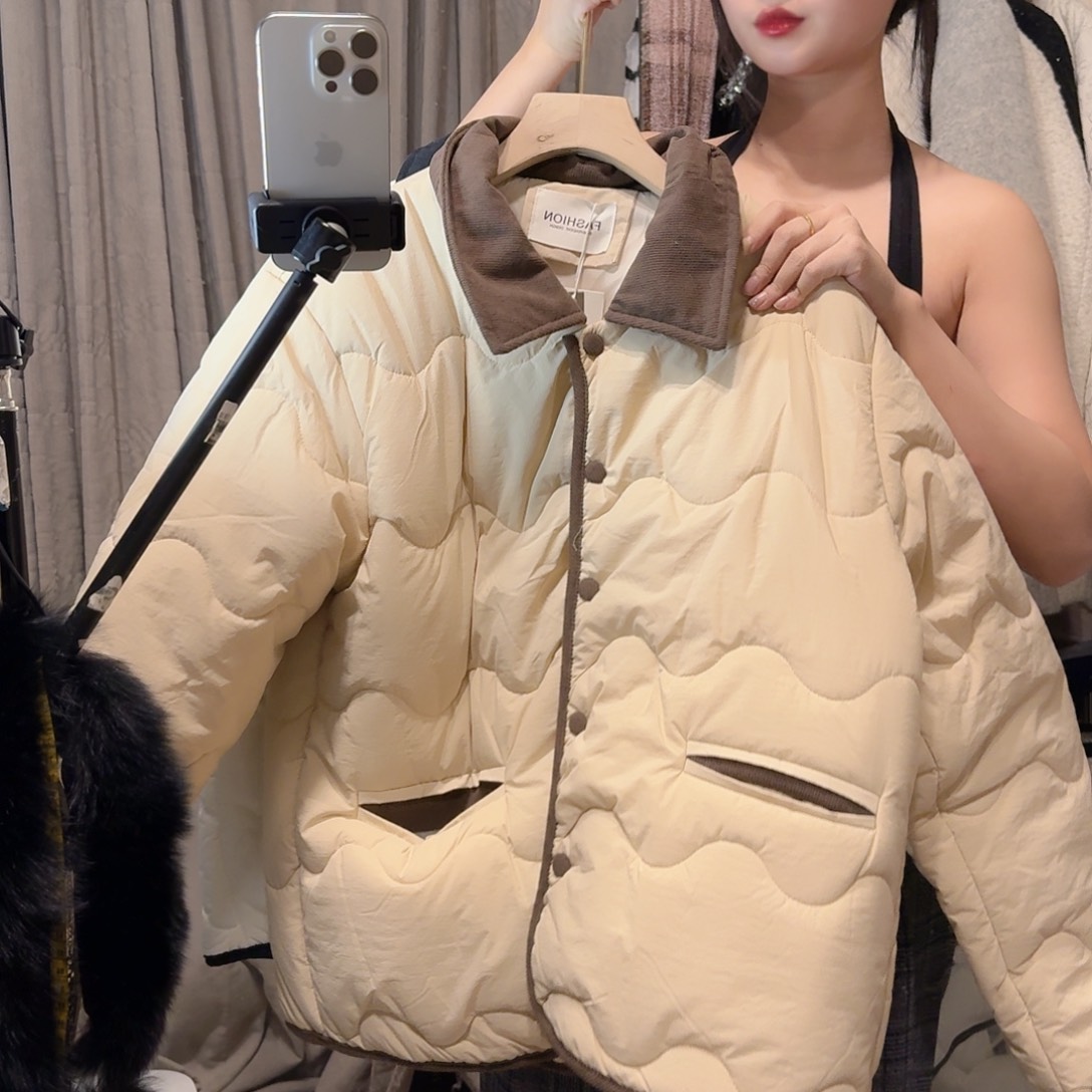 全新无暇奶咖色棉服s码