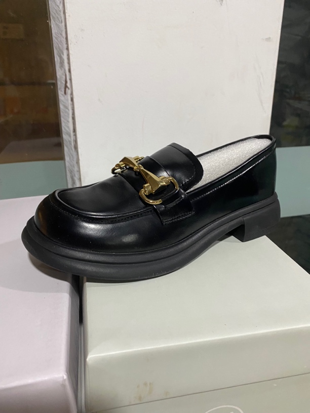 耐磨四季圆头学院风粗跟乐福鞋百搭沙丘废土风