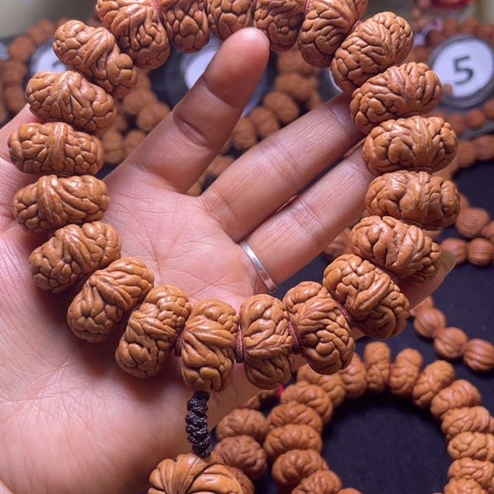 3***风桃核吊坠霸王龙手持