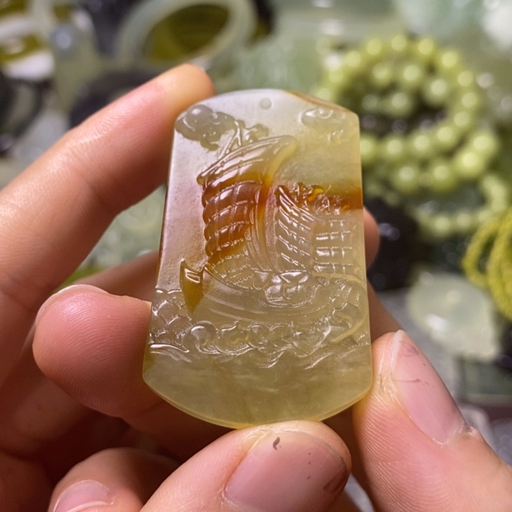 岫玉岫玉颈饰未镶嵌
