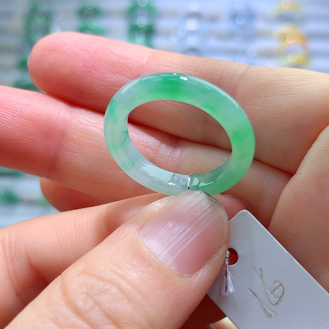 翡翠戒指未镶嵌16号