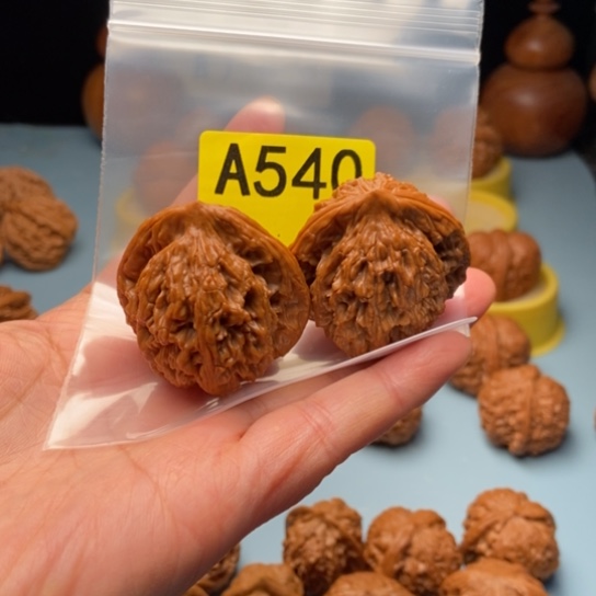 ꧁***࿐文玩核桃吊坠虎头精对 39 