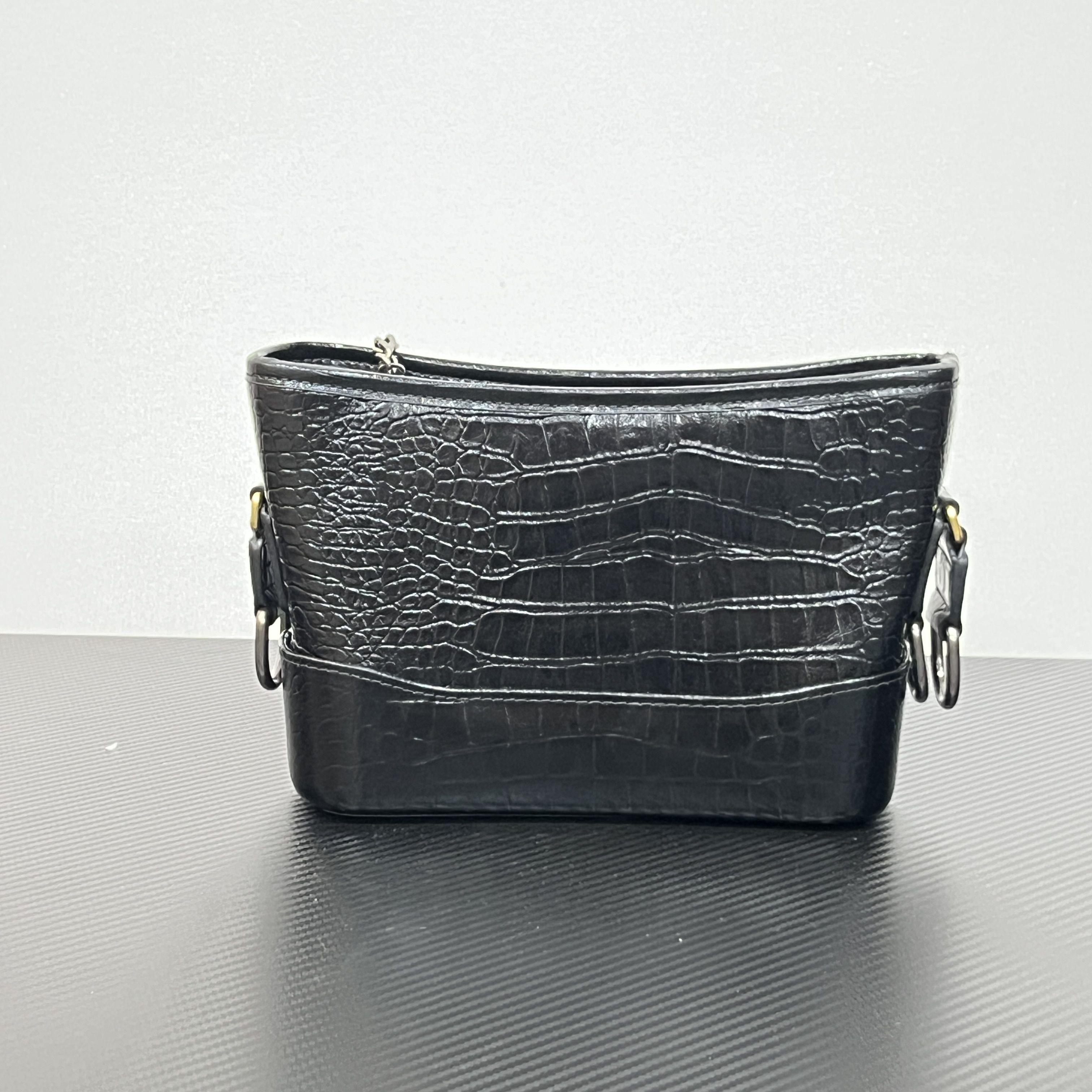 手工真皮包-91811鳄鱼-流浪-香-黑