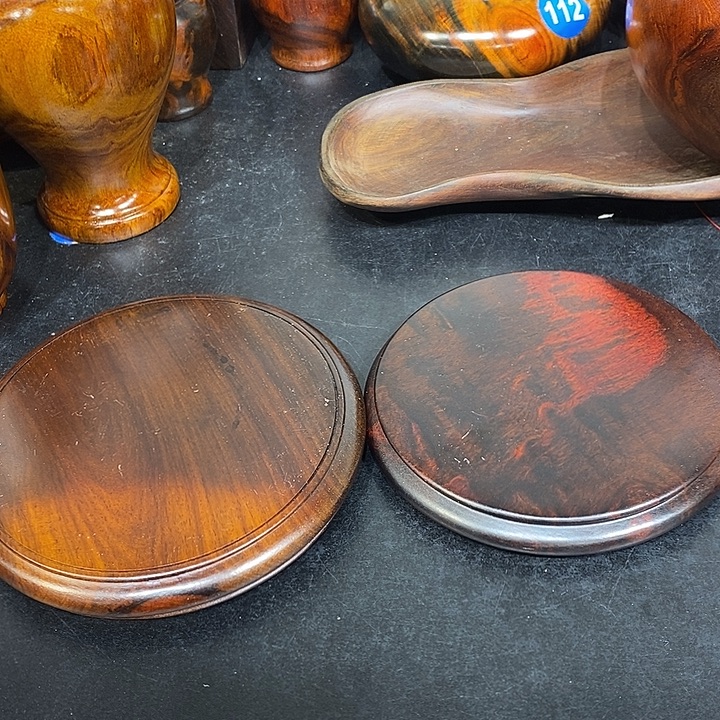 麻***豆酸枝底座两个漂亮的