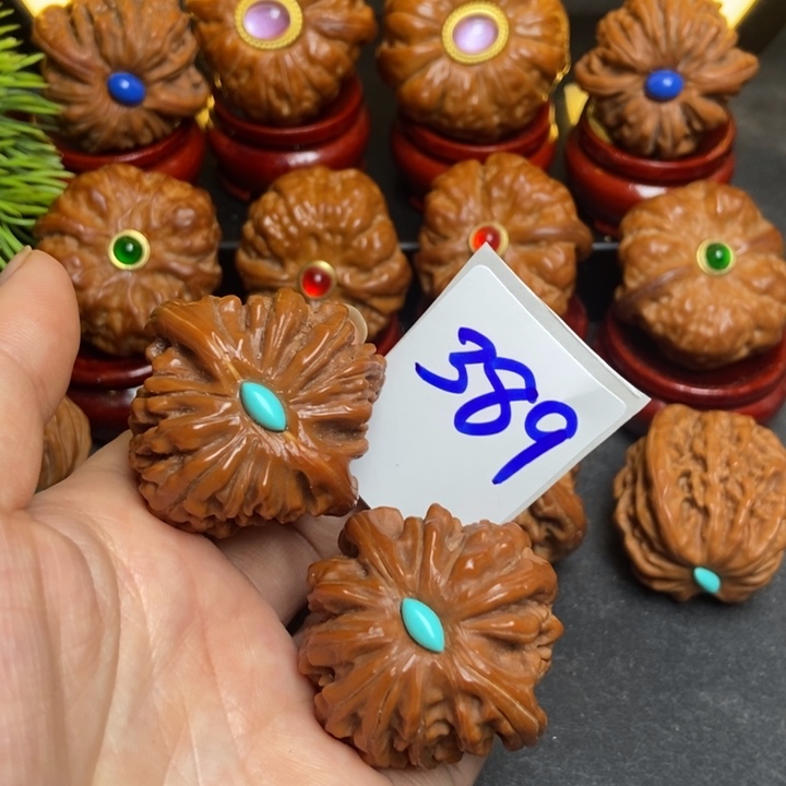 憨**憨39楼下389文玩核桃狮子头