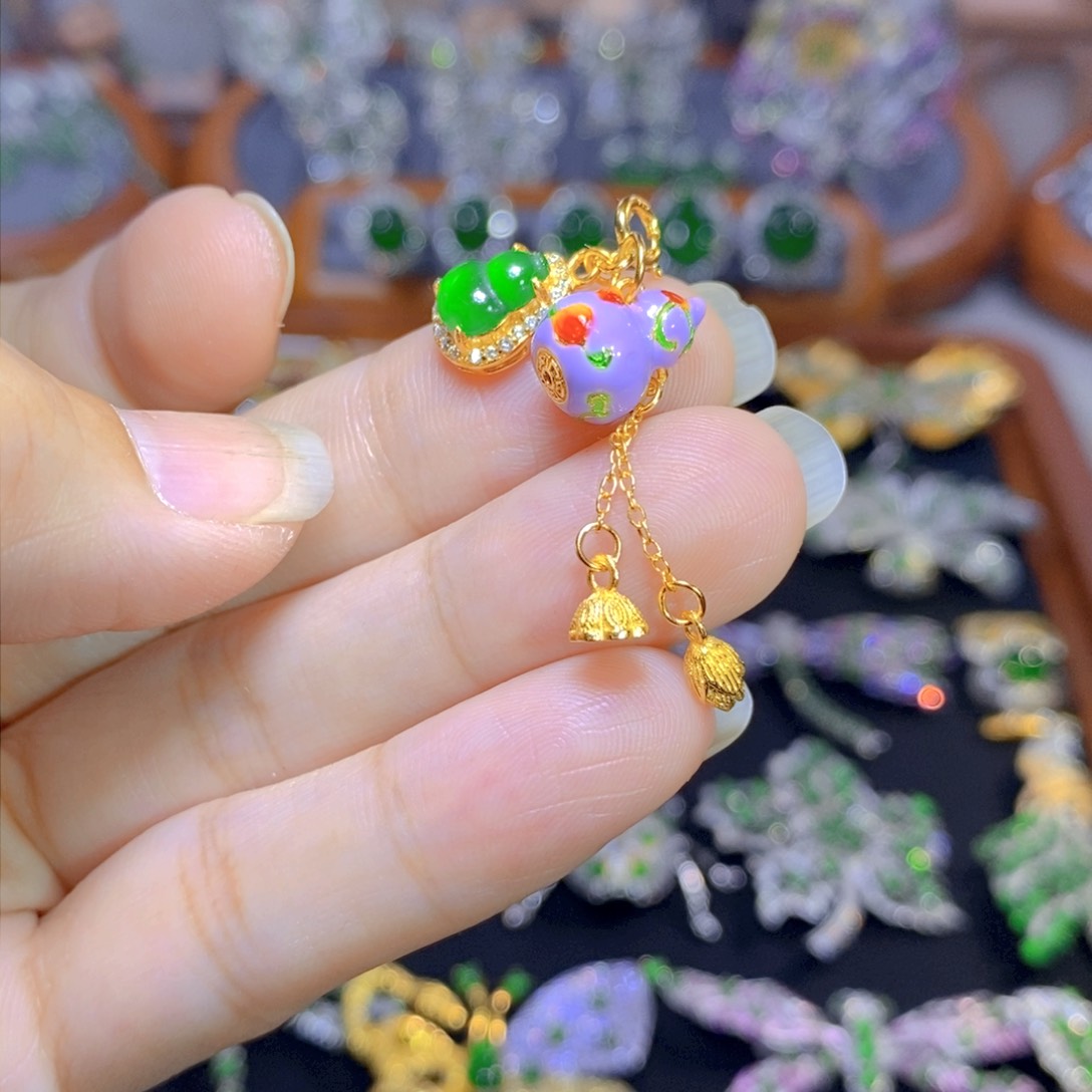 翡翠颈饰银S925镶嵌天然翡翠