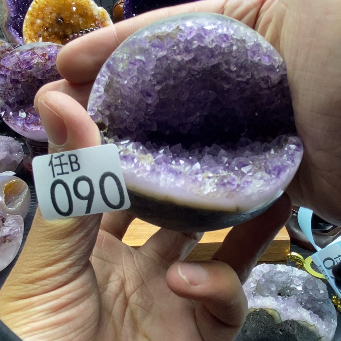 水晶大型摆件（非配饰）未镶嵌