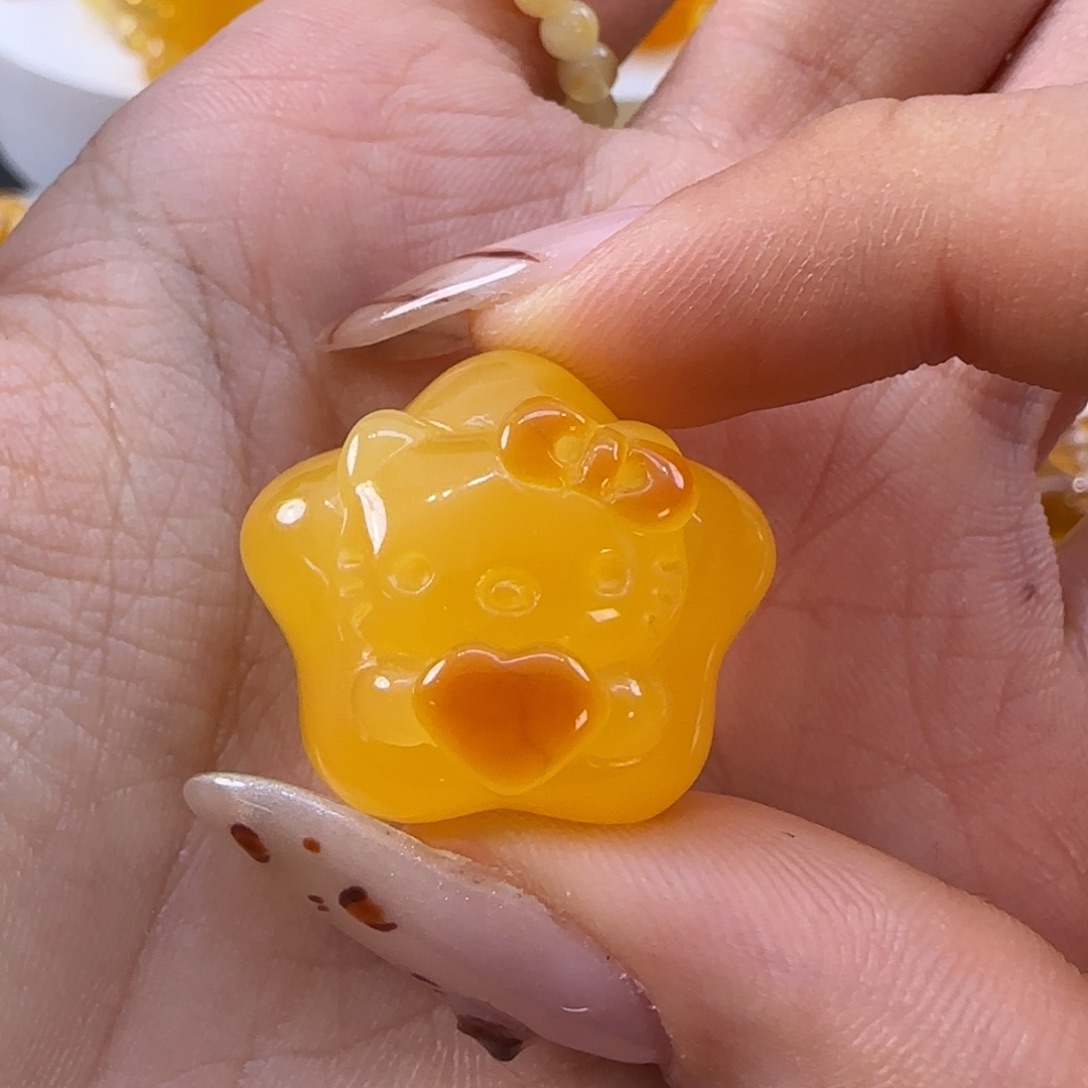 裸石琥珀未镶嵌琪**咪琥珀