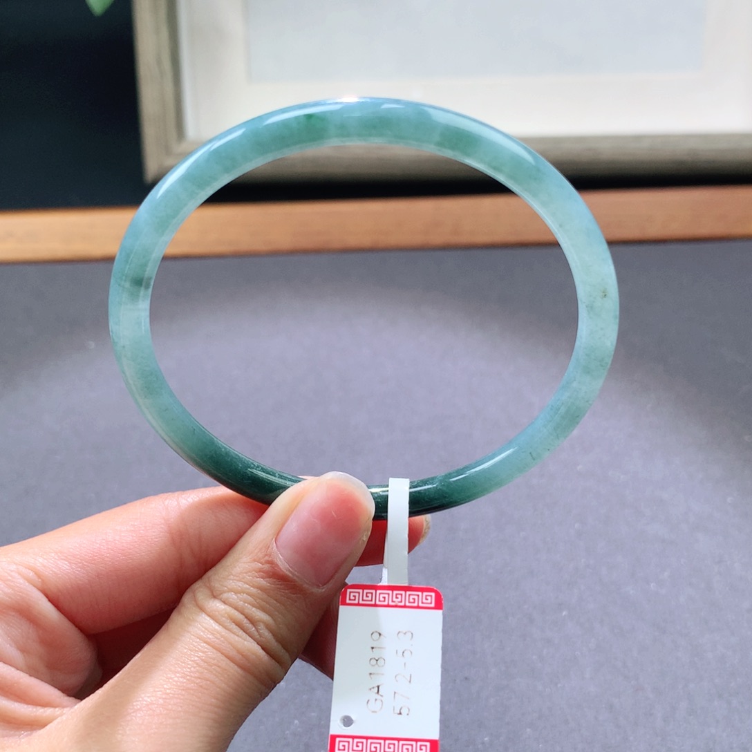 翡翠手镯未镶嵌天然翡翠手镯叮当镯