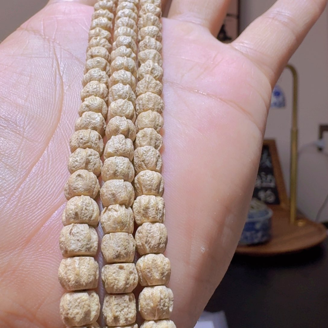 柏香籽/百香籽吊坠