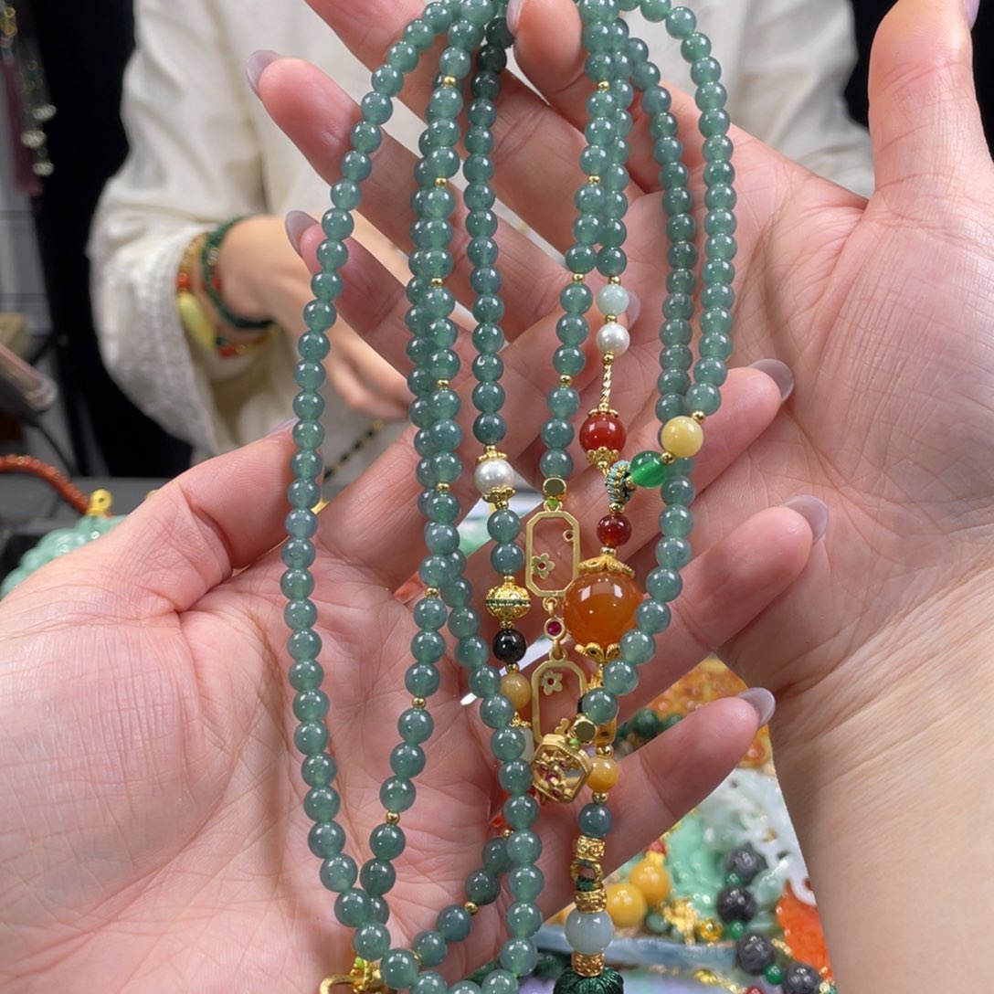 翡翠颈饰未镶嵌代编织