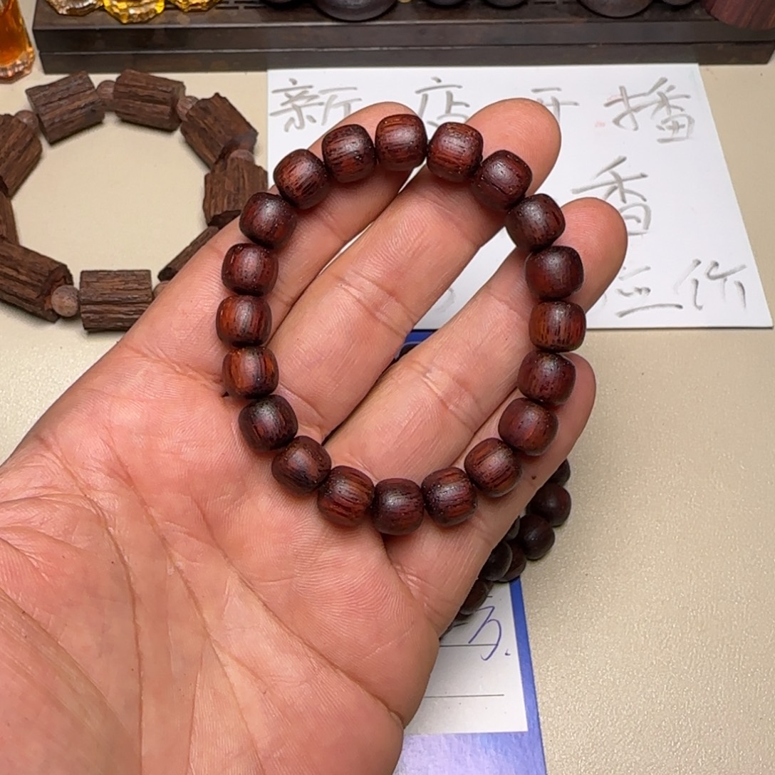 降真香其他降真香红油0.9*1.0手串