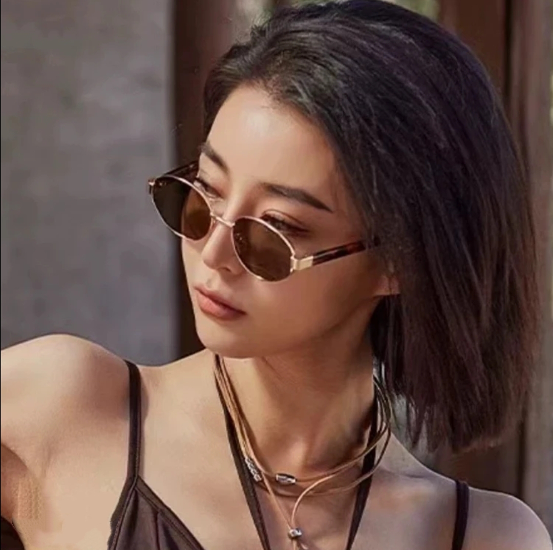 复古港风时尚墨镜女高级感金属风椭圆形街拍太阳眼镜防紫外线开车