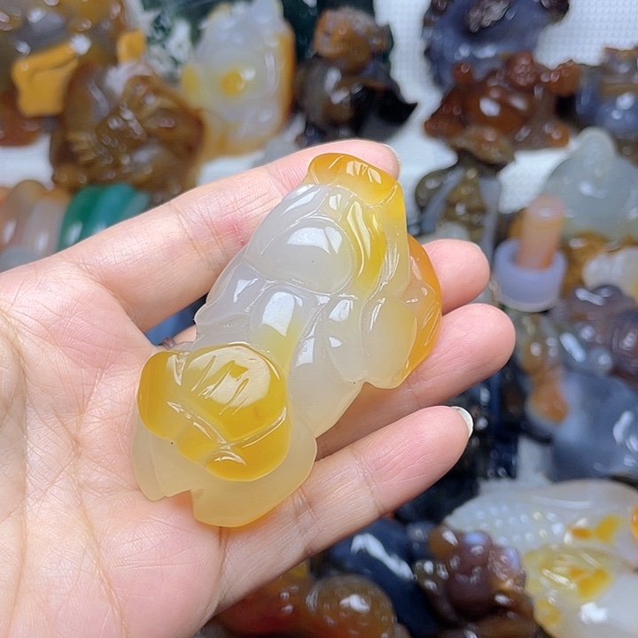 玛瑙/玉髓饰品未镶嵌胖****士