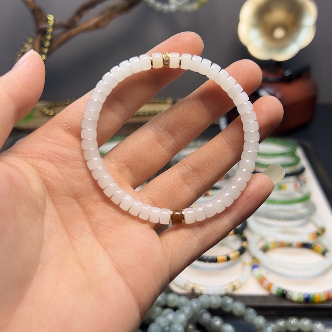 和田玉未镶嵌手链