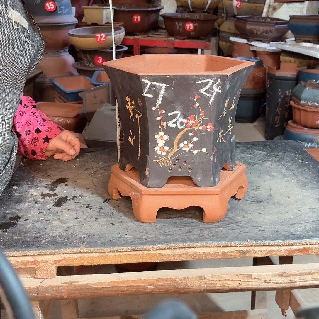 紫砂花盆六方盆一个