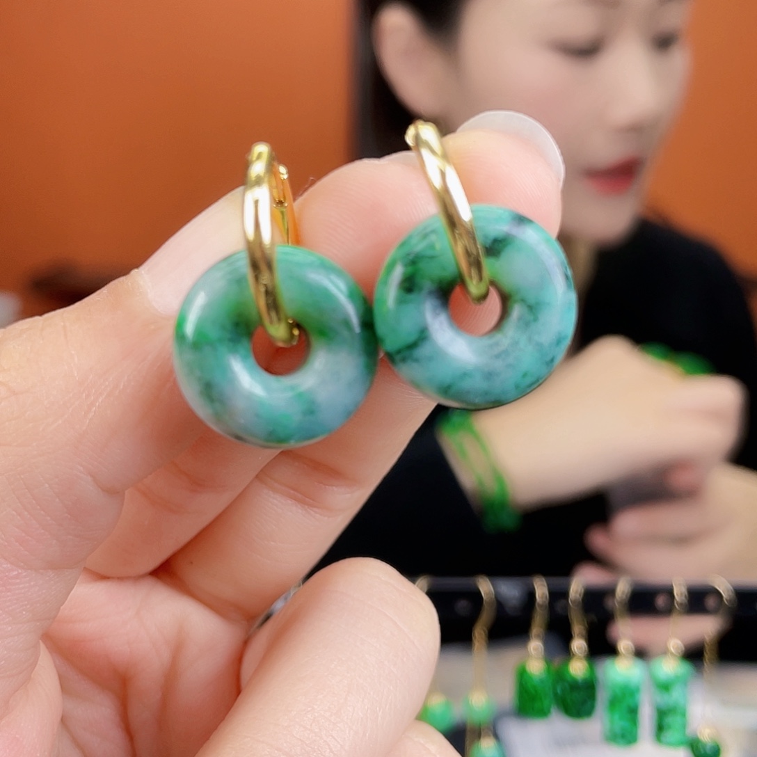 翡翠未镶嵌耳饰饰品