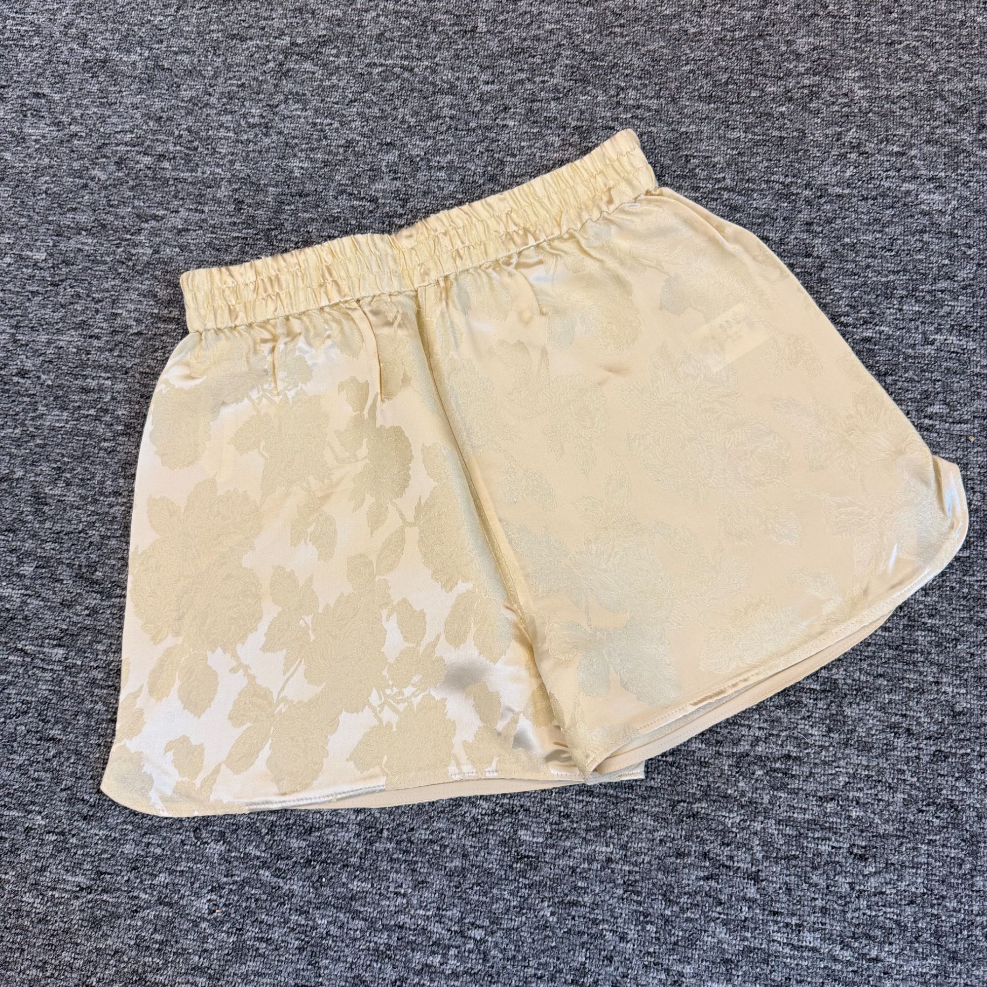 0255杏色重磅绣花提花松紧腰百搭休闲短裤