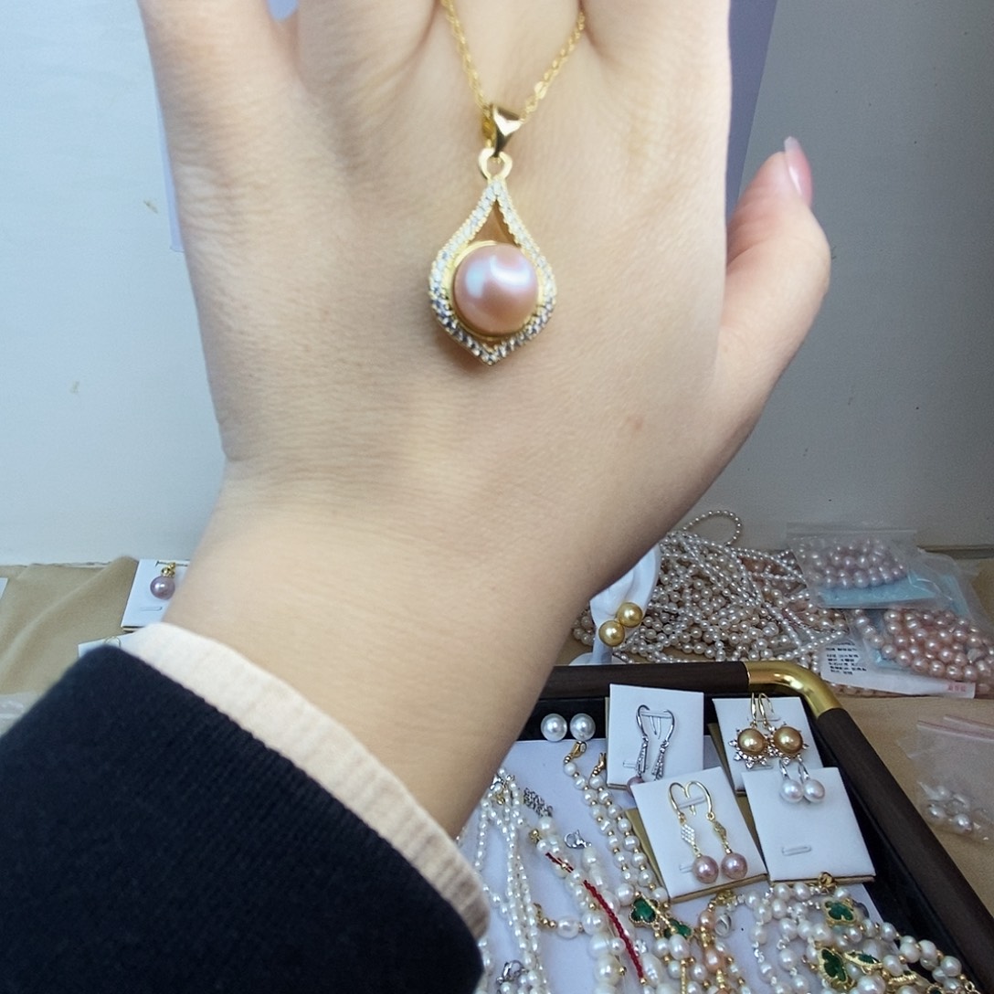 合金淡水珍珠颈饰