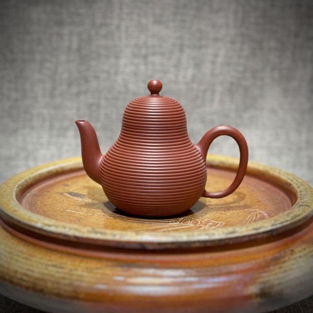 潮简正品 邱桂彪 千线思亭壶 100cc 潮州手拉朱泥壶 全手工紫砂壶