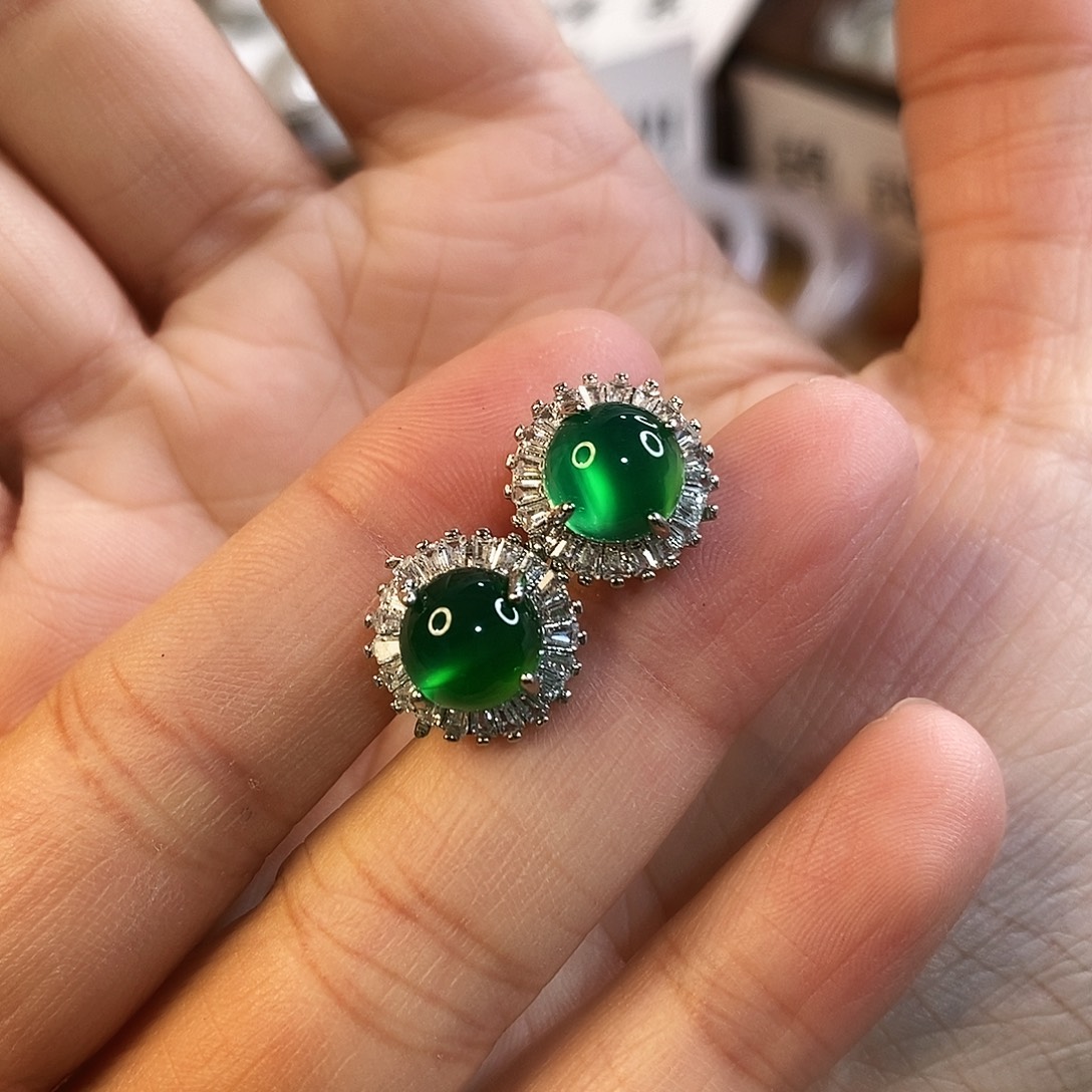 玛瑙/玉髓未镶嵌手镯Ａ801。 