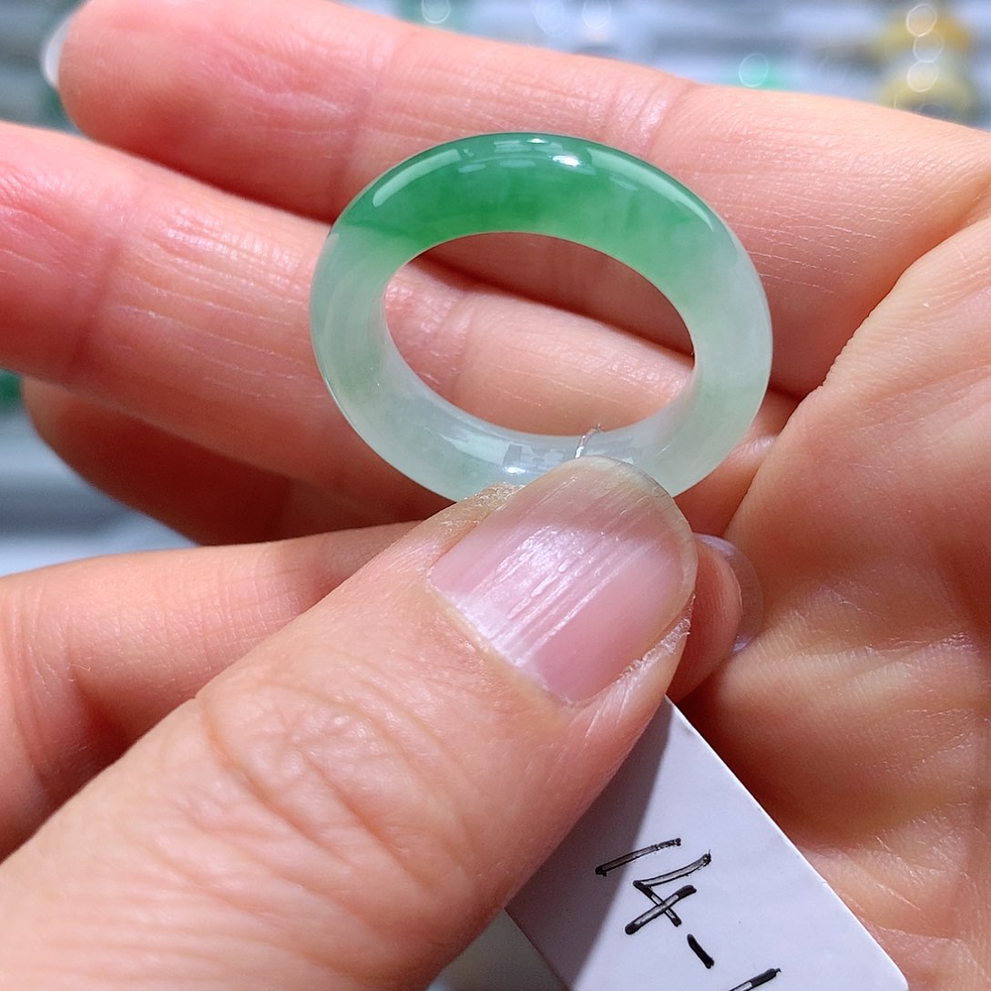 翡翠戒指未镶嵌14-15号