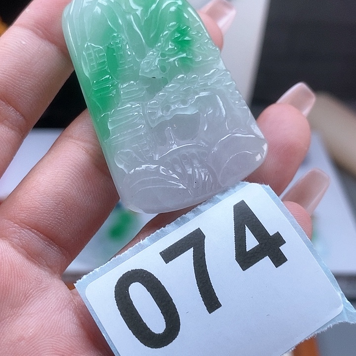 翡翠颈饰未镶嵌吊坠