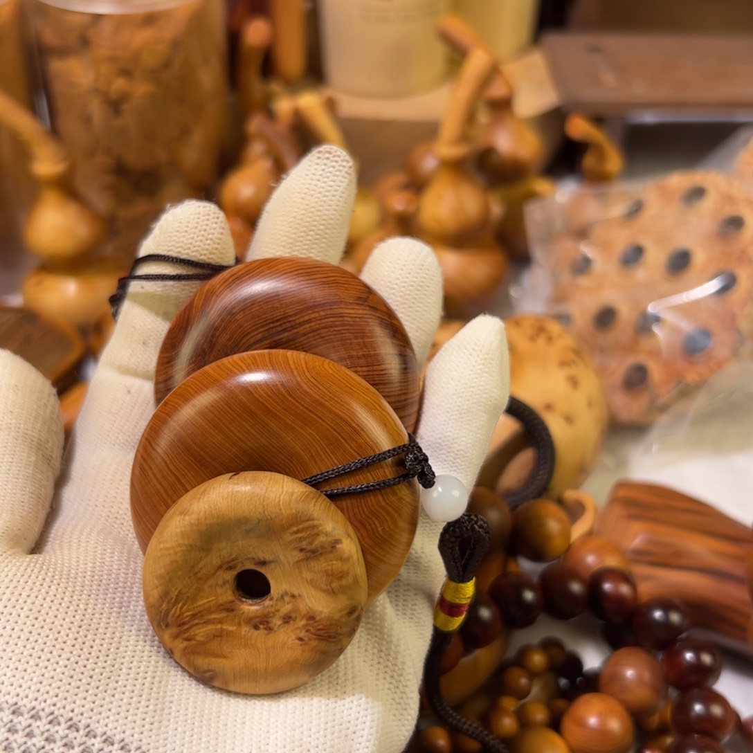 柏木（崖柏）鲁*平安扣