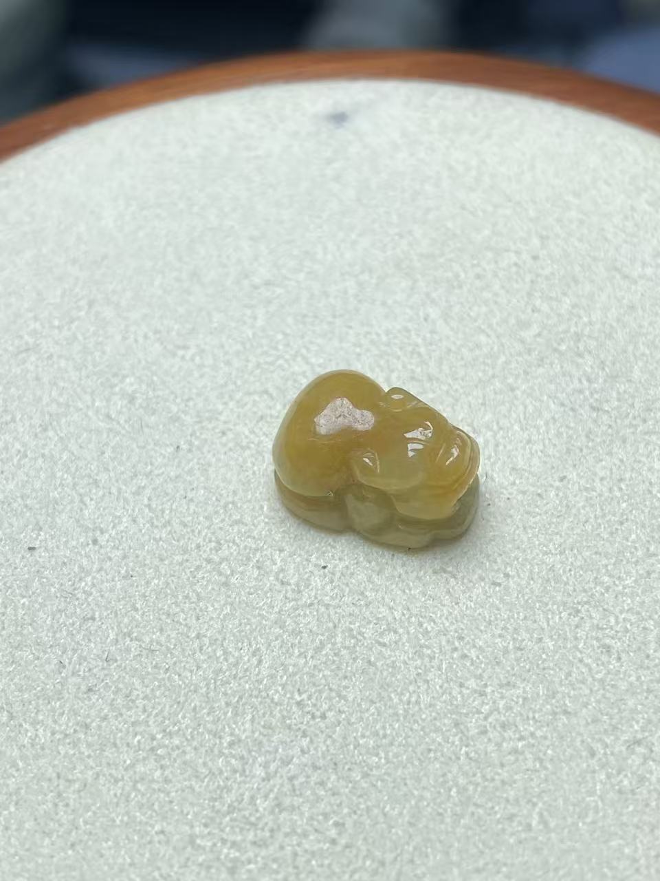 天然翡翠黄翡通孔小貔貅9*12mm