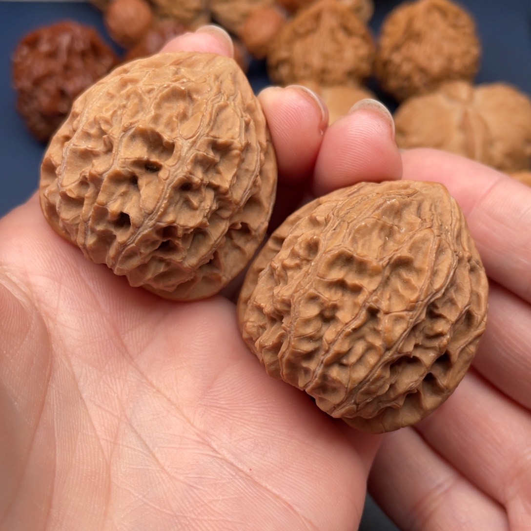 文玩核桃把件野生37