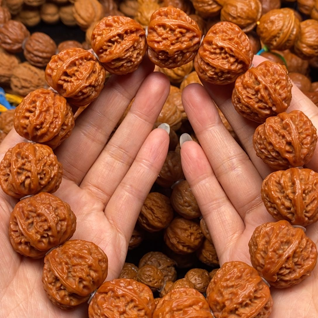 桃核手串火麒麟金蟾