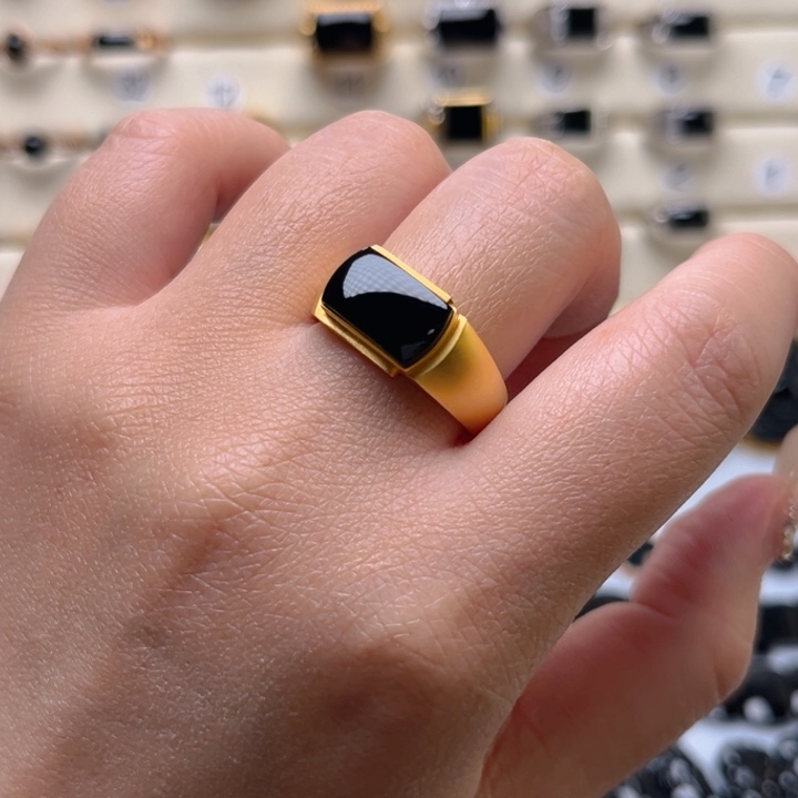 翡翠戒指18K金镶嵌男戒