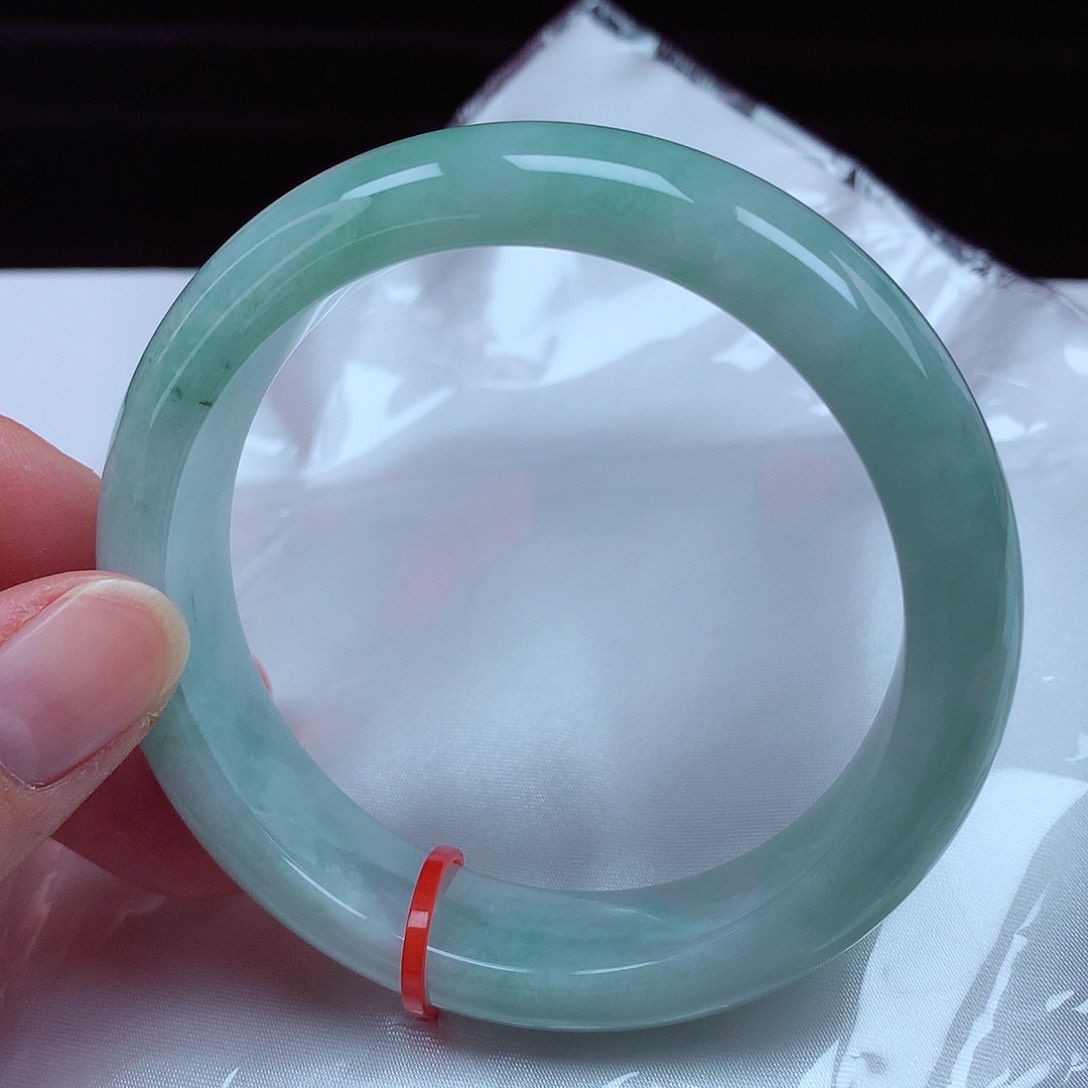 翡翠手镯未镶嵌58-59圈