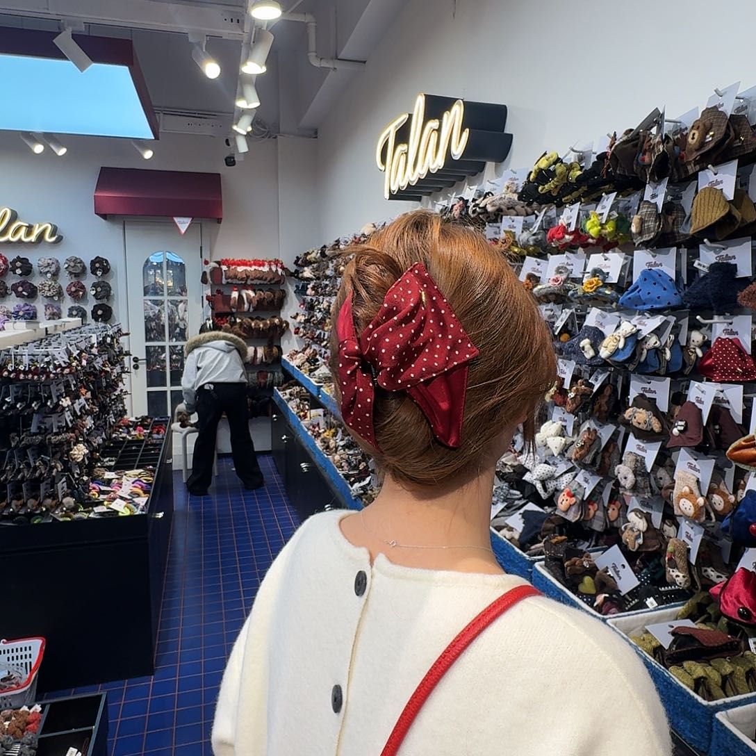 非金属新年款红色波点三角抓