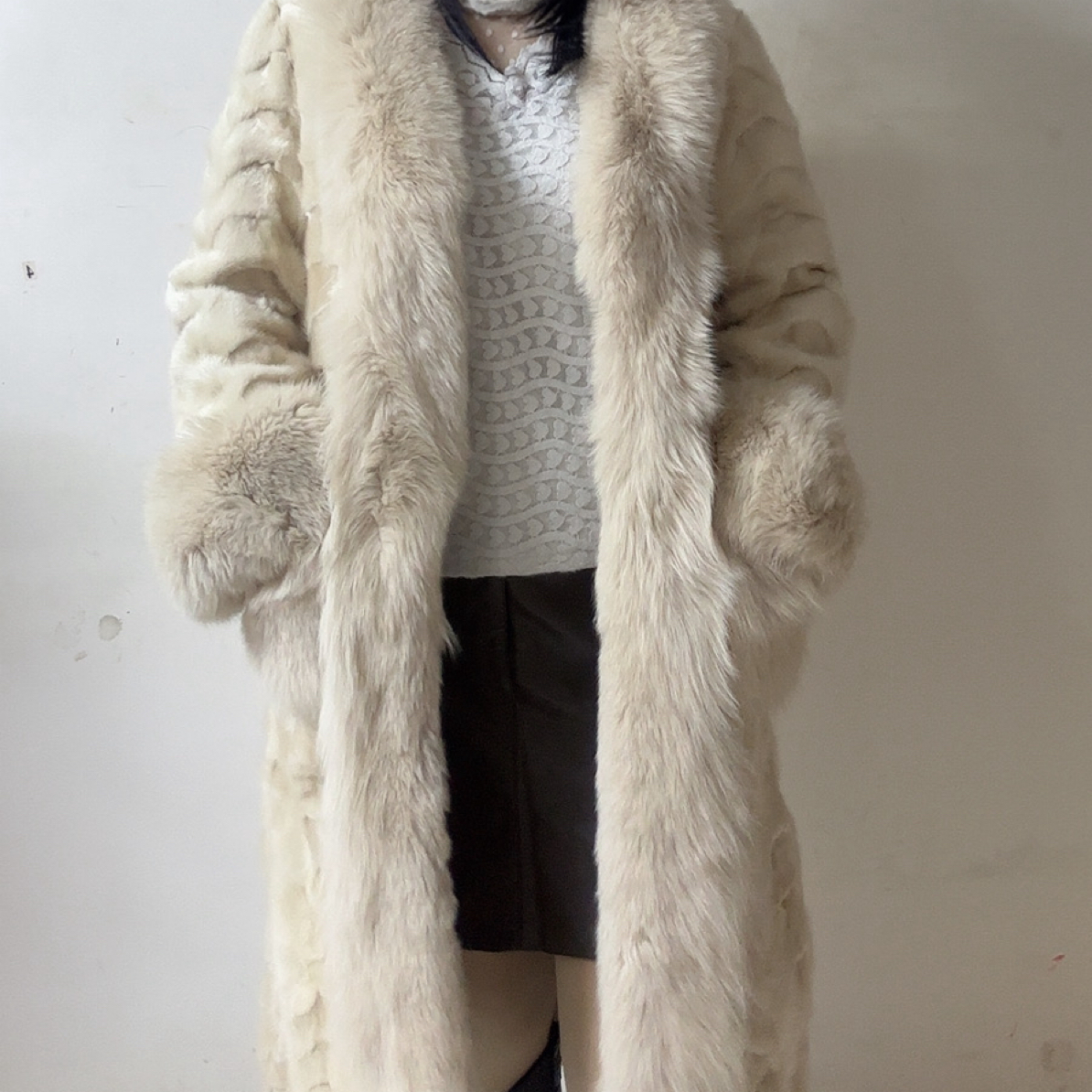 小宋优选精品女装，月牙拼貂长款，